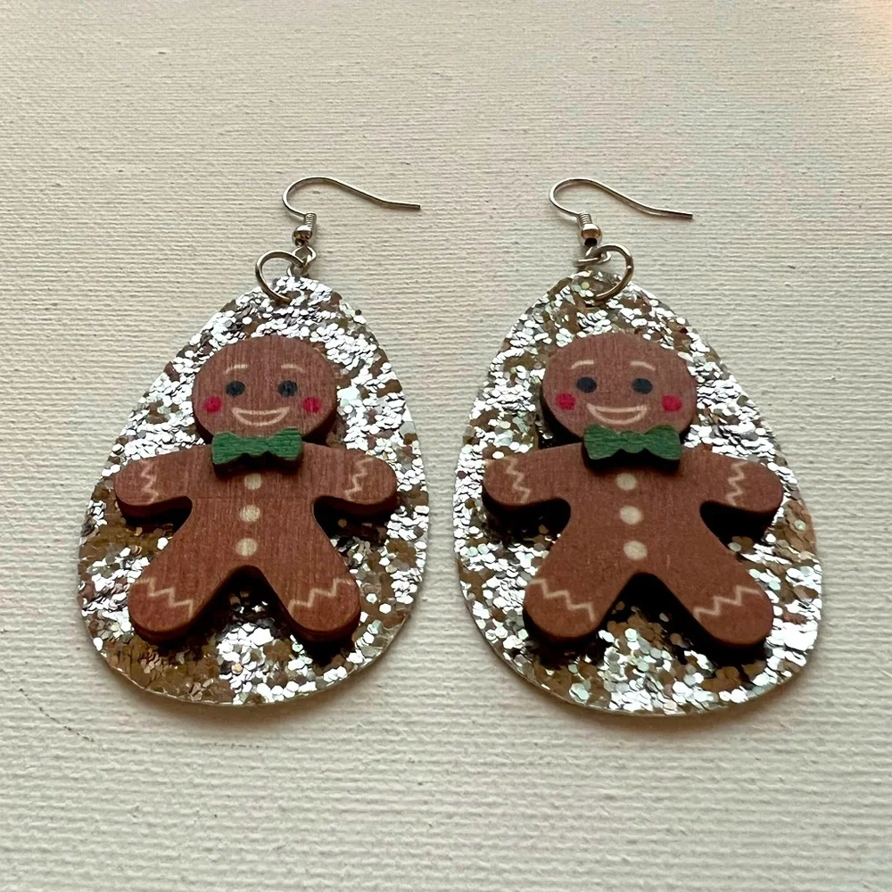 Christmas Gingerbread with green tie silver glitter earrings - Picture 3 of 6